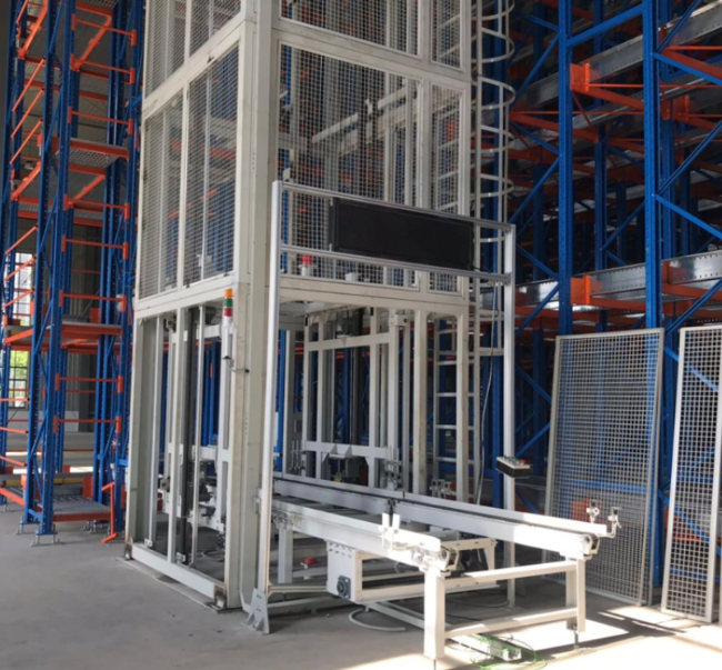 平和往复式提升机